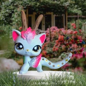 Toys,Mini Pet Shop, Short Hair, WARRIOR CAT HEART,With Horns Ooak Custom - Picture 1 of 4