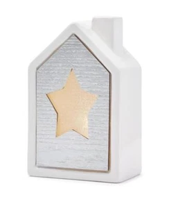 Casa Dolomita Plateada Iluminada Holiday Lane 5.5" con Diseño de Estrella Translúcida - Imagen 1 de 1