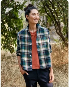 Franela verde Barry abotonada Frank & Eileen hecha en Italia talla M para mujer - Imagen 1 de 6