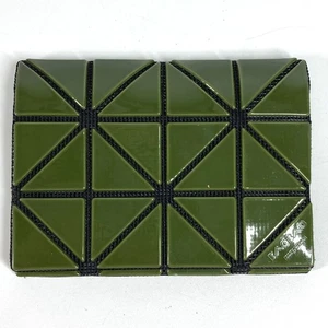 ISSEY MIYAKE BB71-AG711-65 BAOBAO Card Case Business Card Case PVC khaki - Picture 1 of 8