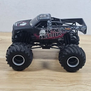 Camión Monster Jam de metal fundido a presión Hot Wheels Mulisha escala 1:24 - Imagen 1 de 7