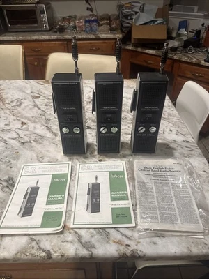 3 Vintage Realistic TRC-206 Transceiver CB Radio Walkie Talkie Untested Parts - Image 1 of 4