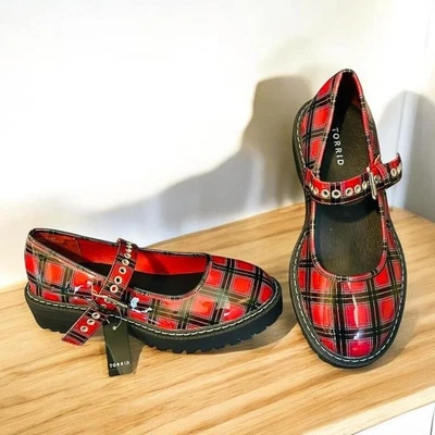 Torrid 9WW Rojo Patente a Cuadros Mary Jane Lug Zapato Hebilla Zapatos Punk Gótico Nuevo Ancho Foto 1 de 3
