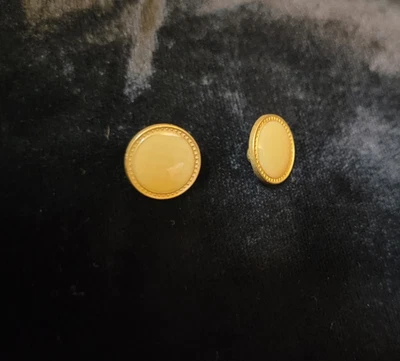 Buttons - Vintage Ivory / Goldtone Buttons 3/8 inch - Image 1 of 3