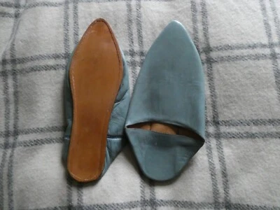 Zapatillas babouche marroquíes vintage años 90 - cuero azul huevo de pato - talla 7 Foto 1 de 4