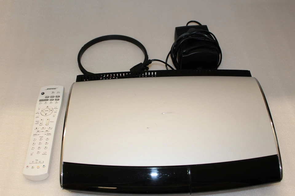 Bose Media Center Model AV18 DVD Video mit Netzteil Fernbedienung - Bild 1 von 4