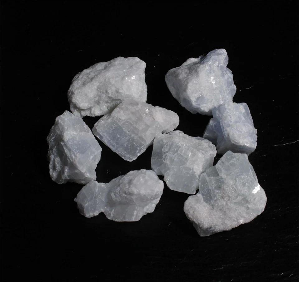 Heilsteine Wassersteine Rohsteine Edelsteinwasser Dekosteine Teich Steinschatz - Bild 1 von 1