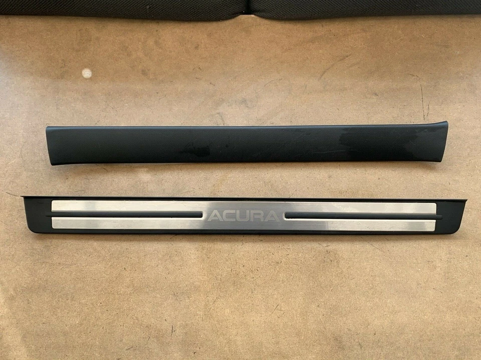 Acura RL 2005-2008 sedán pasajero delantero alféizar exterior placa de desgaste R con placa interior Foto 1 de 4