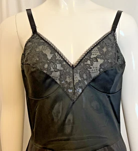 Vintage Adoria nero slip pizzo corpetto gonna nylon ruggine nylon/poliestere taglia 36 - Foto 1 di 6
