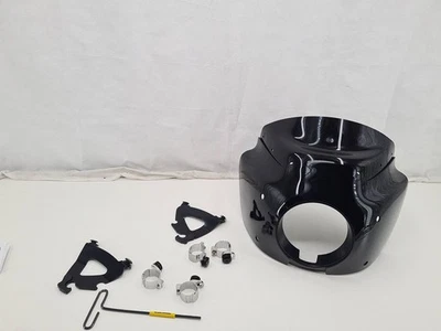 Harley-Davidson Universal  B-WARE Memphis Shades Road Warrior Fairing und Halter - Bild 1 von 4