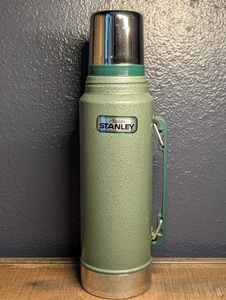 VINTAGE Aladdin Stanley Thermos A-944DH Quart 14” Tall Green w/ Handle 1998 - Picture 1 of 15