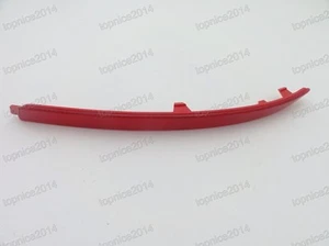 Left Reflector Rear Bumper Fog Light Lamp Red Lens For Skoda Octavia 2009-2012 - Picture 1 of 2