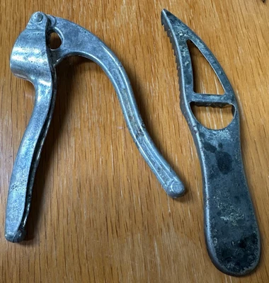 Prensa de ajo vintage y un escalador de pescado vintage GRATIS de metal  Foto 1 de 3