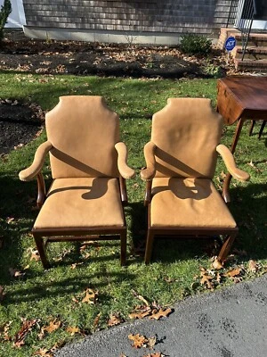 Par De KITTINGER COLONIAL WILLIAMSBURG CUERO "SILLÓN DE BRAZO ABIERTO" CW-152 Cape Cod Foto 1 de 4