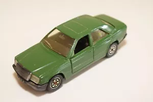 A13 1:43 sólido mercedes-benz 190 verde excelente estado - Imagen 1 de 4