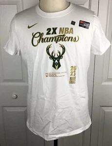 NEW Women's Nike Milwaukee Bucks 2021 NBA Finals Champions T-Shirt Size Large - Picture 1 of 4
