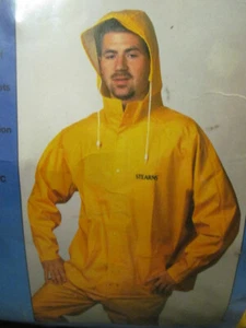 Stearns First Mate 2-Piece Storm Suit, Size M - Picture 1 of 5