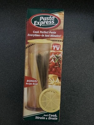 Pasta Express As Seen on TV Pasta Noodles Cooker Container New In Box - Image 1 of 2