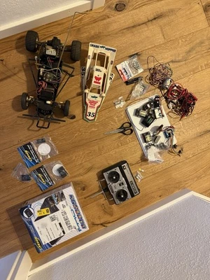 Tamiya Grasshopper Original 80er +  Umfangreiches Konvolut - Bild 1 von 4