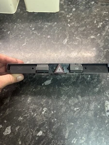BOTONES INTERRUPTOR BLOQUEO Y PELIGRO VAUXHALL ASTRA H ZAFIRA B 13100105 ZDX08 - Imagen 1 de 7