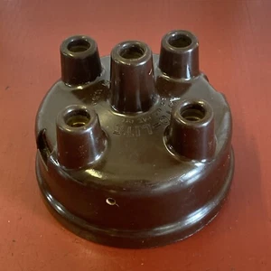 1942 - 45 WILLYS JEEP 36 - 39 WILLYS NOS AUTO LITE IG-1324 BROWN DISTRIBUTOR CAP - Picture 1 of 9