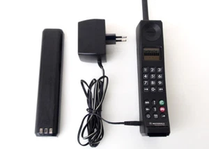 Telefono Motorola 3300 Brick Phone Vintage Cellular GSM International 3300 - Zdjęcie 1 z 5