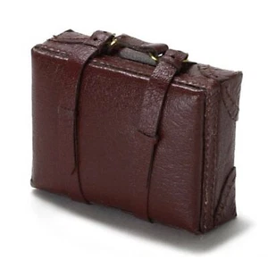 Dollhouse Miniature Medium Suitcase or Luggage by Falcon Miniatures - Picture 1 of 1