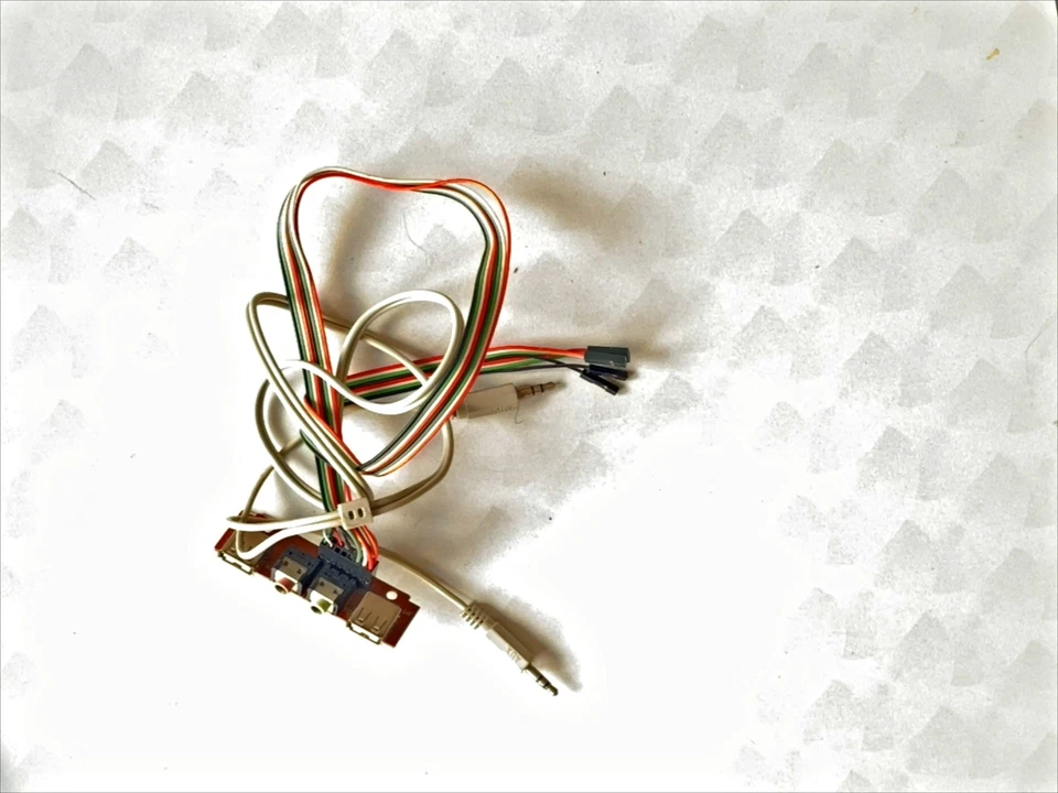 Frontpanel 2x USB 2x Audio Modding PC Computer Gehäuse  - Bild 1 von 1