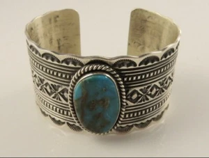 H JOE Navajo Turquoise Sterling Silver Cuff Bracelet Signed 67.9 gr. - Picture 1 of 7