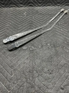 1988-1998 CHEVROLET SILVERADO GMC SIERRA WIPER ARMS OEM - Picture 1 of 5