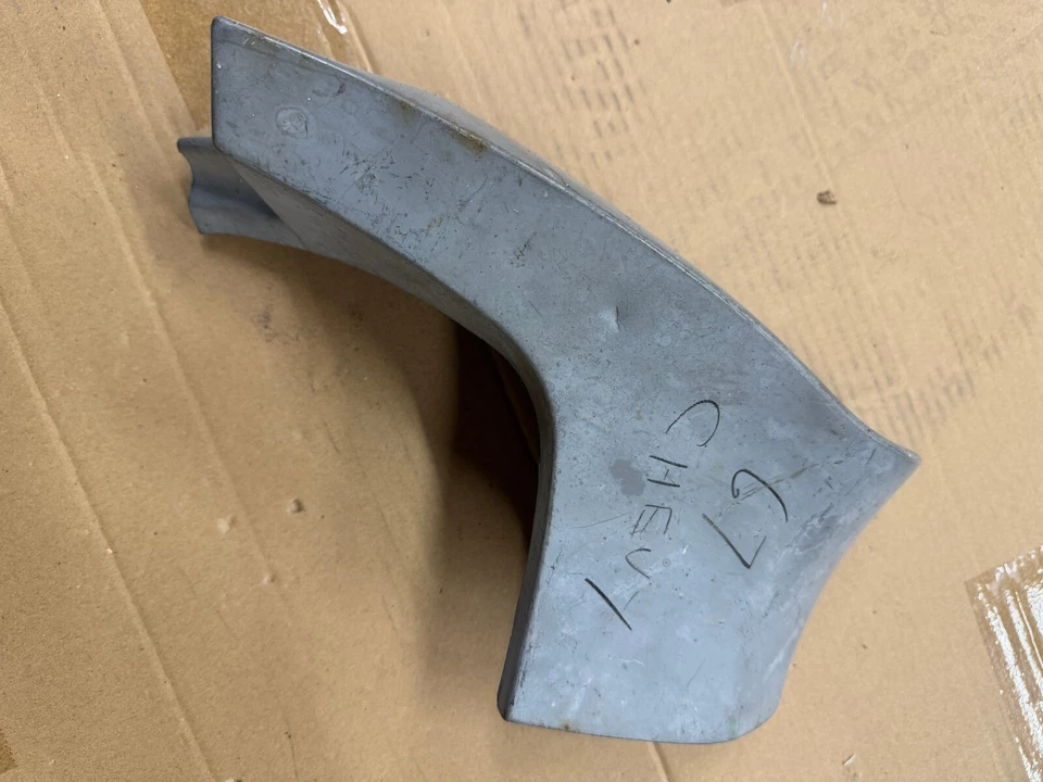 Extensión de guardabarros trasero Impala/Caprice/Biscayne/Bel Air 1967 - LH Foto 1 de 2