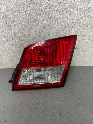 Luz interior para pasajero derecho Infiniti i35 2002-2004 luz trasera derecha OEM A9137 DG1 Foto 1 de 4