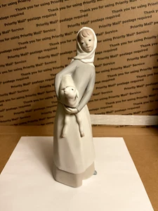 Lladro Woman with Sheep 10.5" porcelain statue Matte Finish - Picture 1 of 6