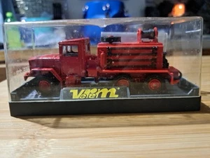 Verem Solido Ref 109 Kaiser Jeep Red - Picture 1 of 5