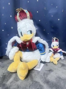 Disney Donald Duck THE KING BIRTHDAY 2025 Plush Doll Mascot Keychain 2 Set New - Picture 1 of 10