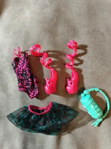 MONSTER HIGH G1 ACCESORIOS: OUTFIT de MUÑECA LAGOONA BLUE serie "DANCE CLASS" - Imagen 1 de 1