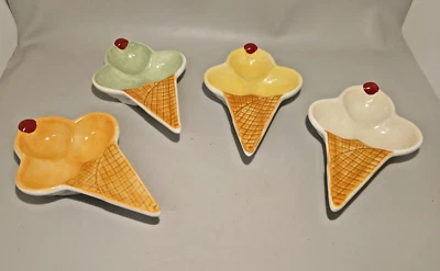 William Sonoma Set Of 4 Waffle Cone Ice Cream Dishes /Bowls Stackable Cherry Top - Image 1 of 4