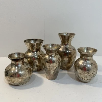 Jarrones pequeños/pequeños Two's Company plateados ~ Juego de 5 ~ tamaños variables de 2,5"-4" H Foto 1 de 4