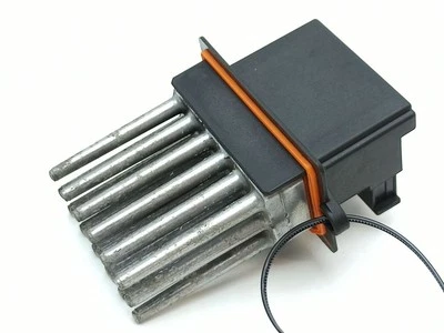 Chrysler 300 - 300C 2007 Heater blower motor fan resistor F011021542 PUM66662 - Image 1 of 4