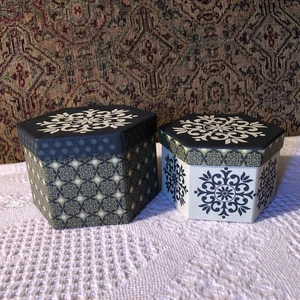 2 Hexagonal Cardboard Nesting Gift Boxes Broadway Basketeers - Picture 1 of 5