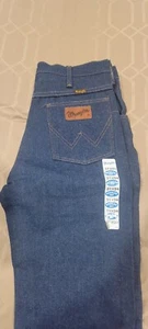 Vintage deadstock Mens WRANGLER rigid 31 X 34 Reg Fit 945NAV jeans boot cut (34) - Picture 1 of 3
