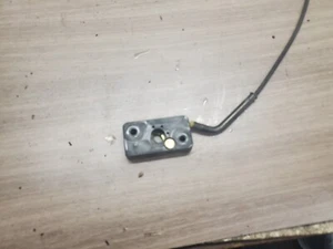 2000 Suzuki Marauder VZ 800 VZ800 Rear Seat Release Cable Lock Release Bracket - Picture 1 of 2
