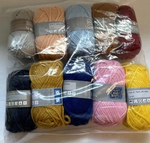 Konvolut 10 Rollen kleines Garn - Bild 1 von 7