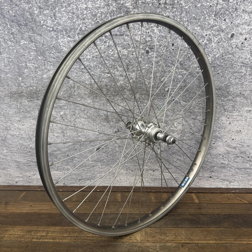 Rueda de bicicleta trasera especializada 24 pulgadas llanta Alex 36h cubierta MTB vintage 130 mm Foto 1 de 4