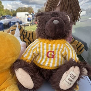 Giorgio Beverly Hills - 2004 Collector's Bear (Yellow & White Jumper)  - Bild 1 von 3