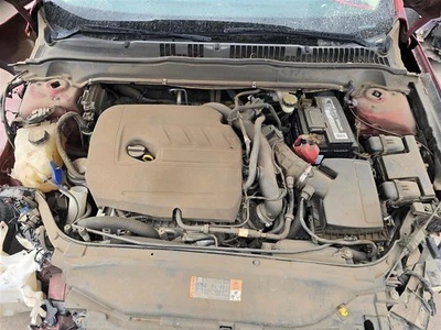 二手前左门玻璃正面适合:2014 福特 Fusion 太阳能玻璃 左前 G — 第 1/4 张图片