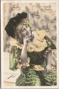 Foto real coloreada a mano postal RPPC dama bonita francesa de la década de 1900 "STEBBING PARIS" - Imagen 1 de 2