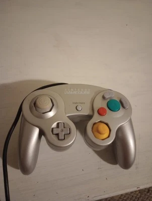 Mando Nintendo GameCube Plateado Original DOL-003 Lo$ 🎁 Probado Funciona Foto 1 de 4