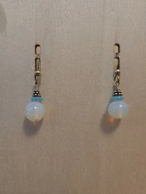 Винтажные круглые непрозрачные/опалескные серьги-капли с бисером - Изображение 1 из 4