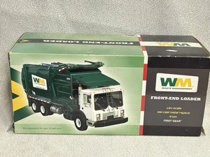 2002 First Gear Waste Management Mack Front End Loader Truck Parts/Repair - Picture 1 of 17